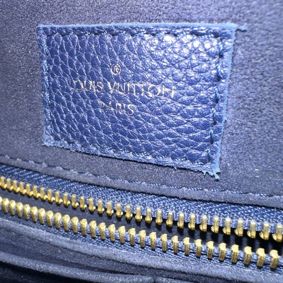 Louis Vuitton CarryAll MM Navy Blue - Picture 4 of 9
